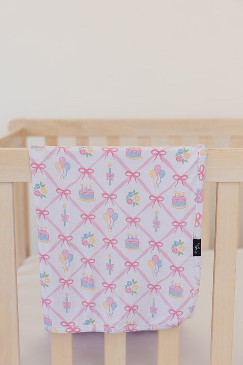 (PINK) Birthday - Lightweight Blanket